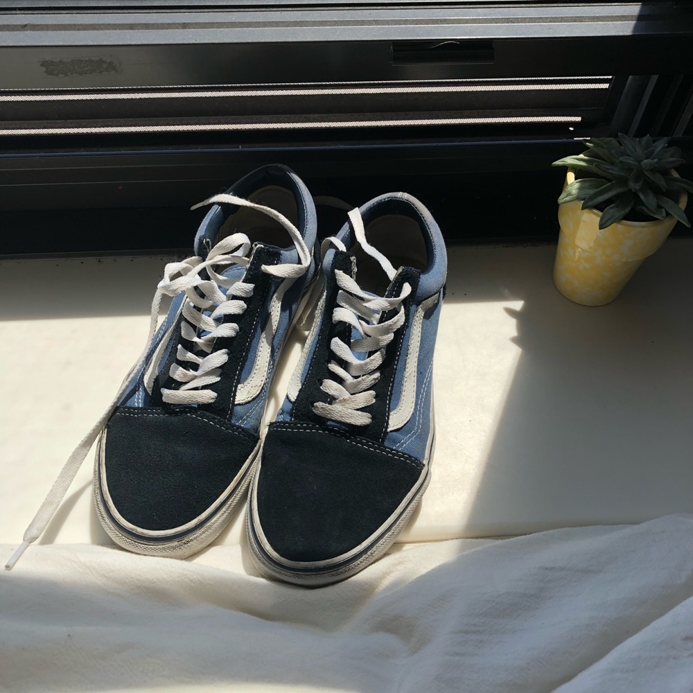 Vans navy and black old skool sneakers